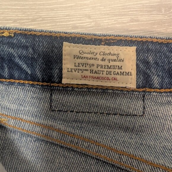 Levi's High Waist Ribcage Straight Jeans - Picture 6 of 13